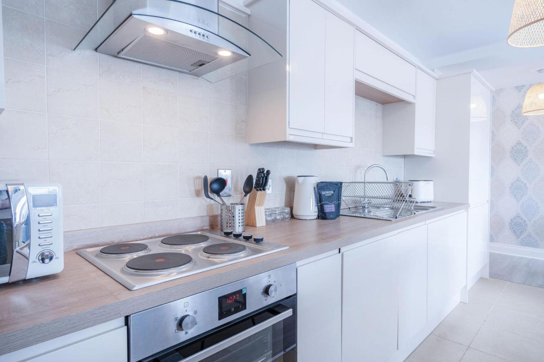 Harbour View - 2 Bedroom Apartment - Milford Haven Buitenkant foto