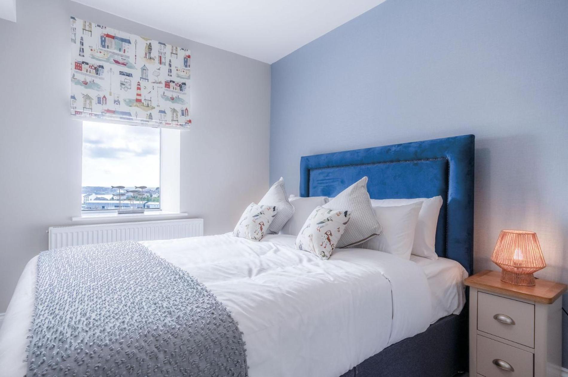 Harbour View - 2 Bedroom Apartment - Milford Haven Buitenkant foto